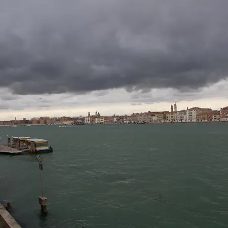 Apartamento Lovely Canal View *